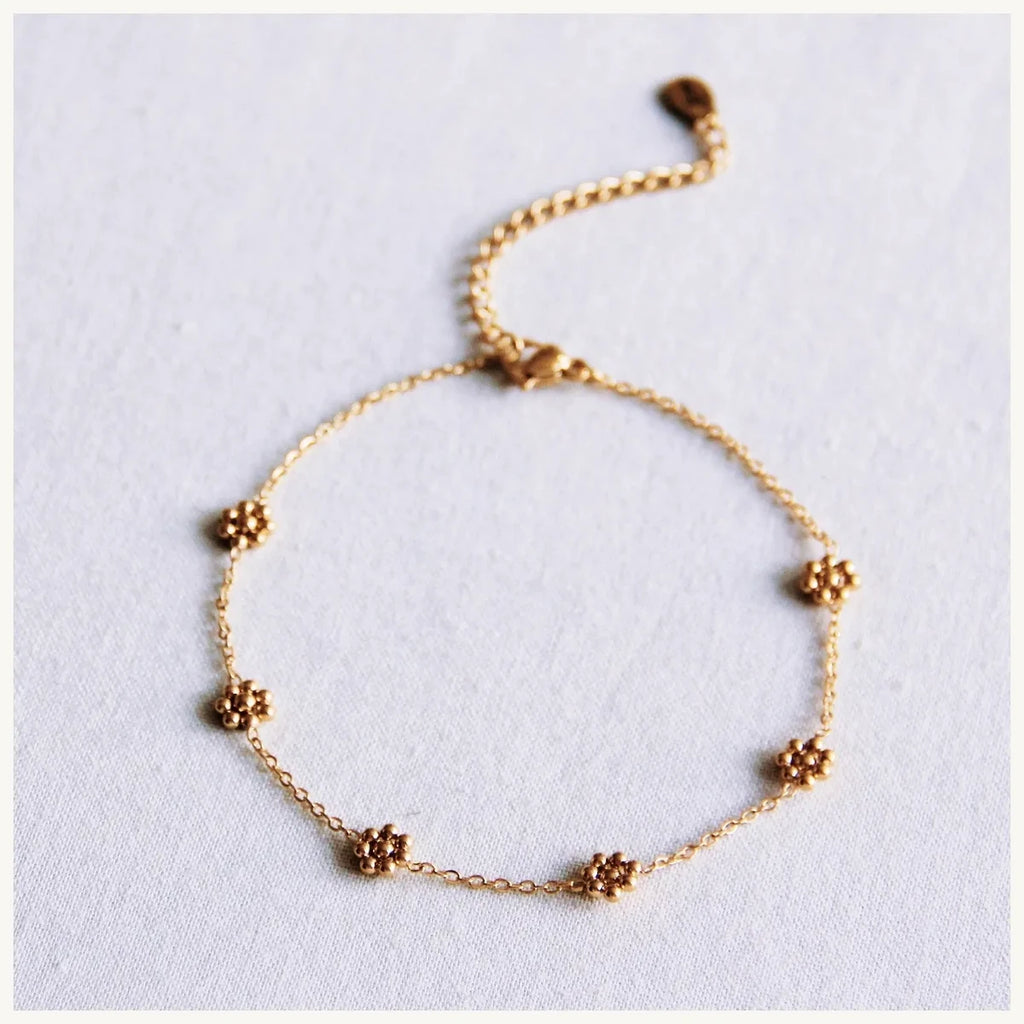 Feines Fußkettchen mit Gänseblümchen – Gold