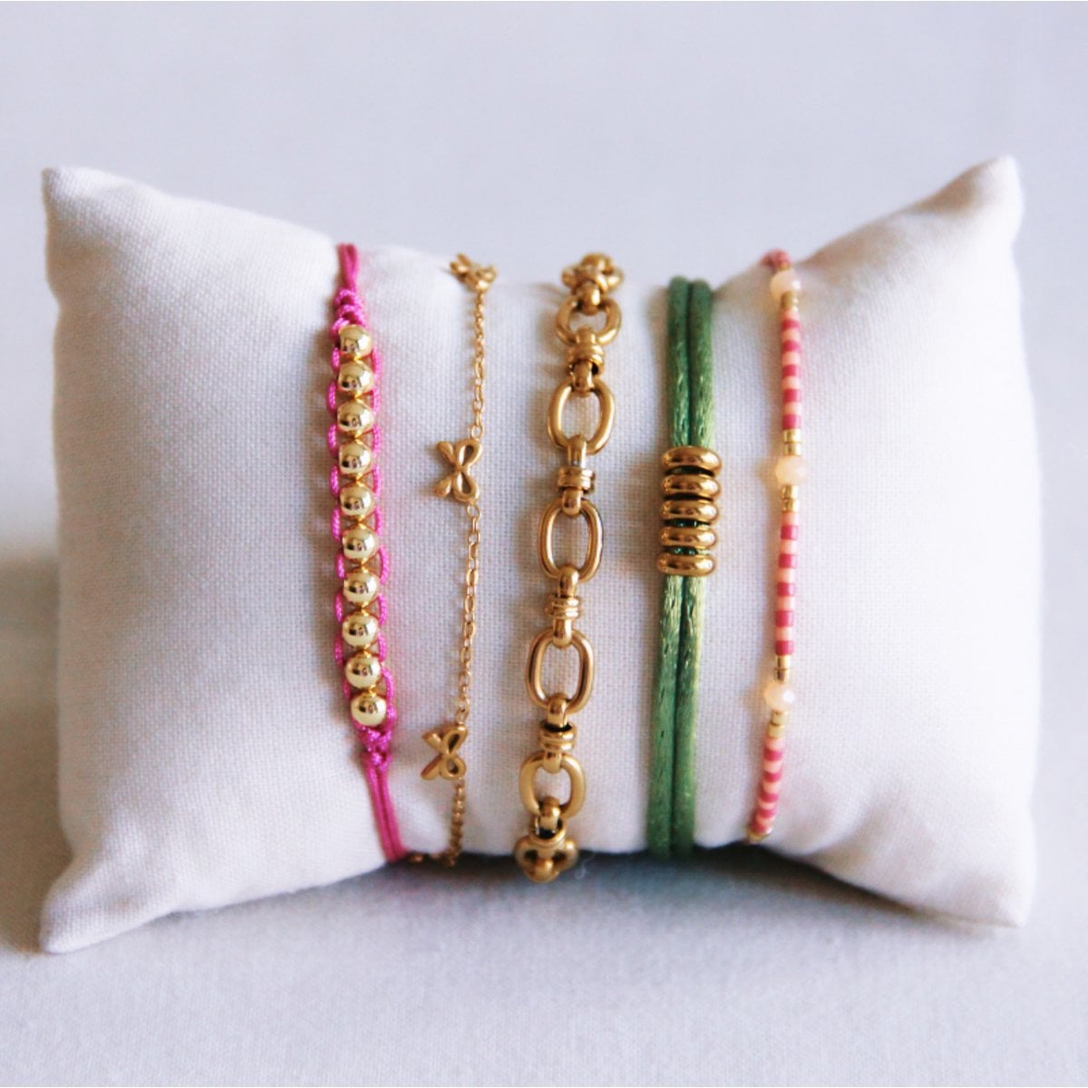 Facettiertes Miyuki-Armband – Koralle/Lila