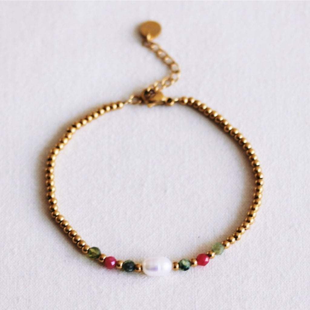 Perlenarmband mit Perle und Facetten - Grün/Kirschrot