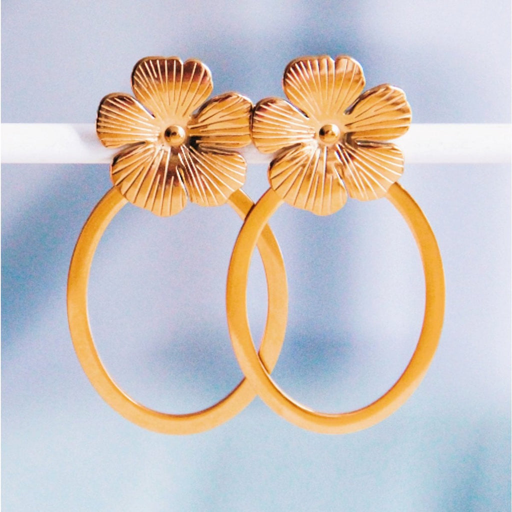 Ovale Statement -Ohrringe mit Blume