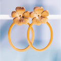 Ovale Statement -Ohrringe mit Blume