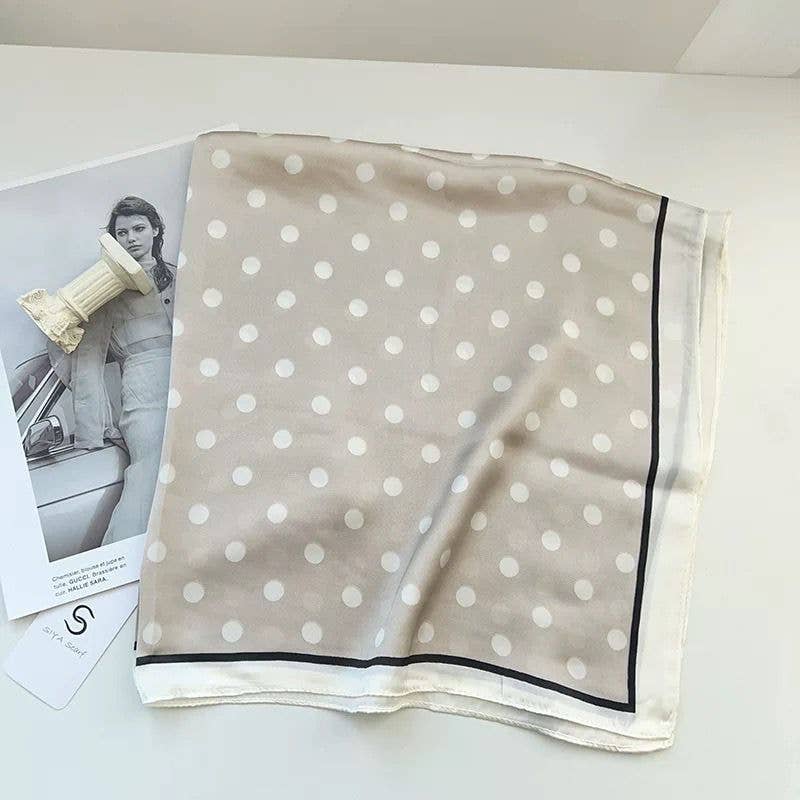 D-307 Seidenschal 70x70 Tupfenmuster: Rouille