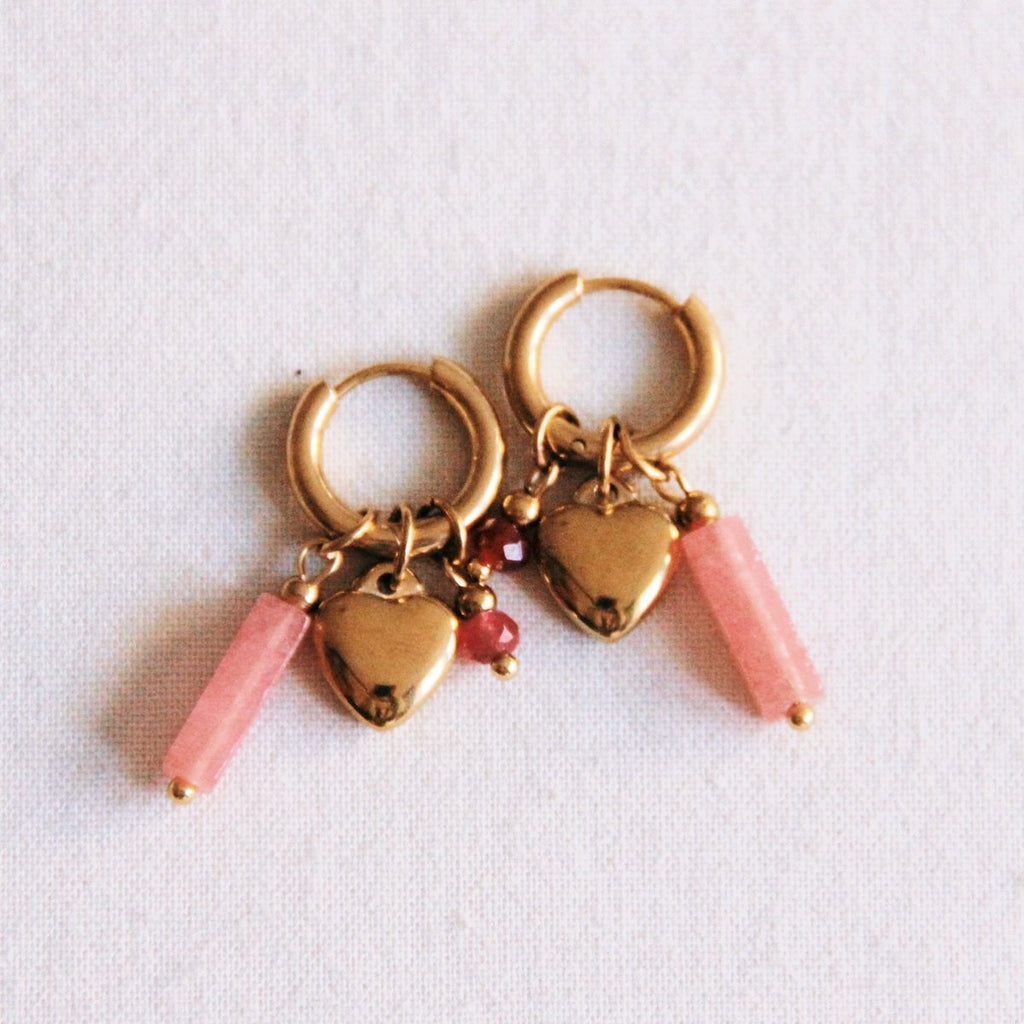 Breiter Ohrring mit Röhre, Facette und Herz - rosa