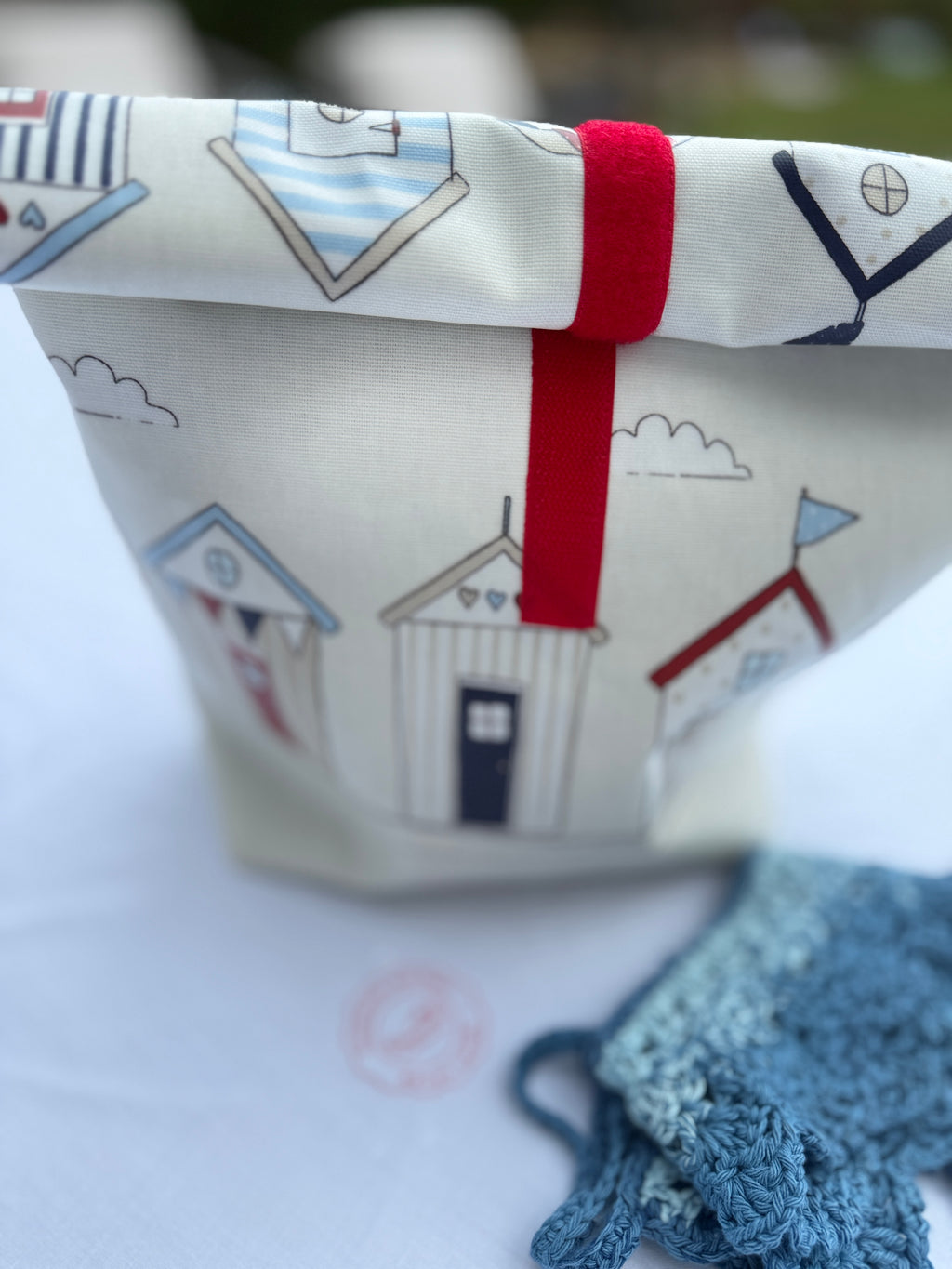 Lunchbag „Küstenliebe“ – Handgefertigte Brottasche aus Wachstuch