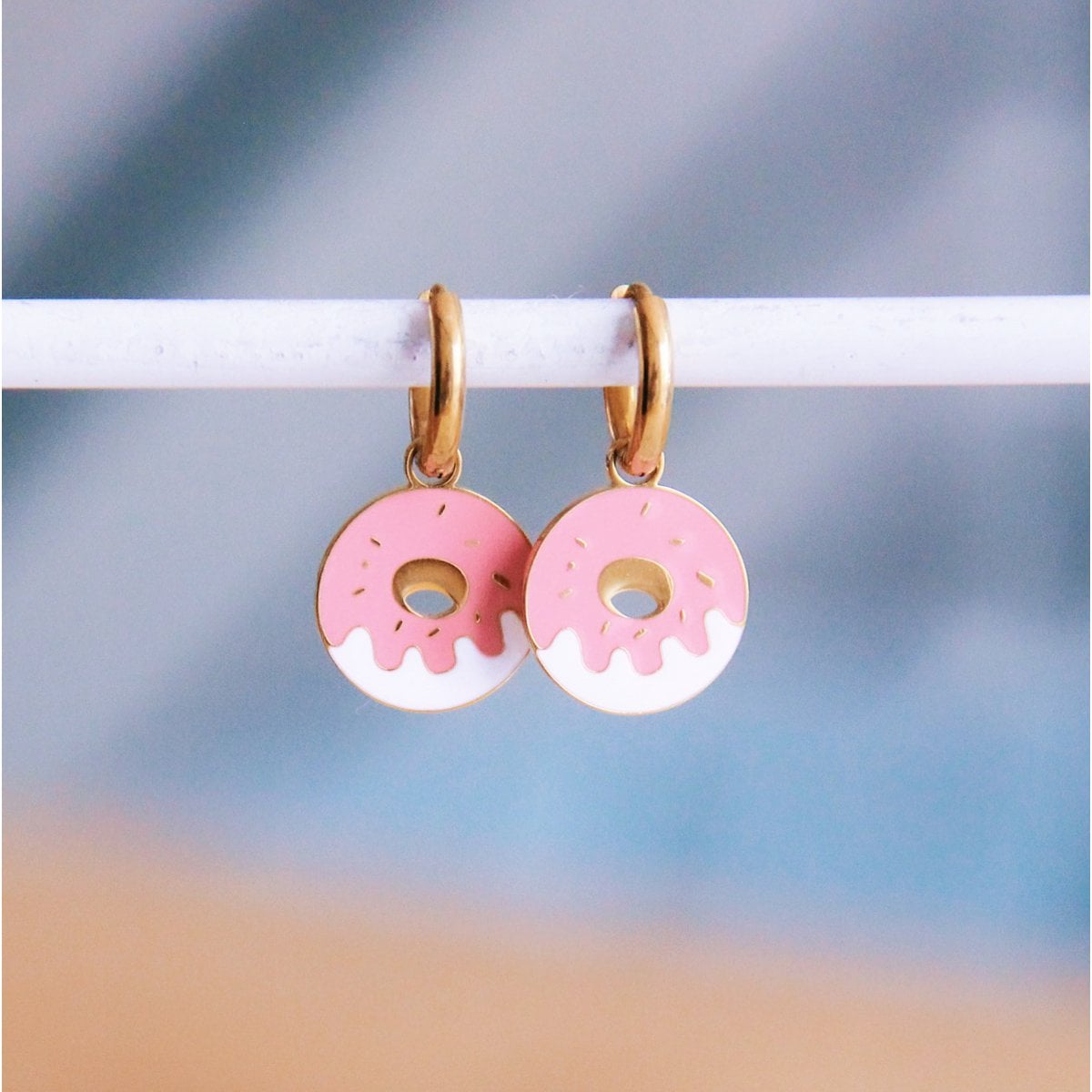 Edelstahl -Reifenoopringe mit Donut - Pink