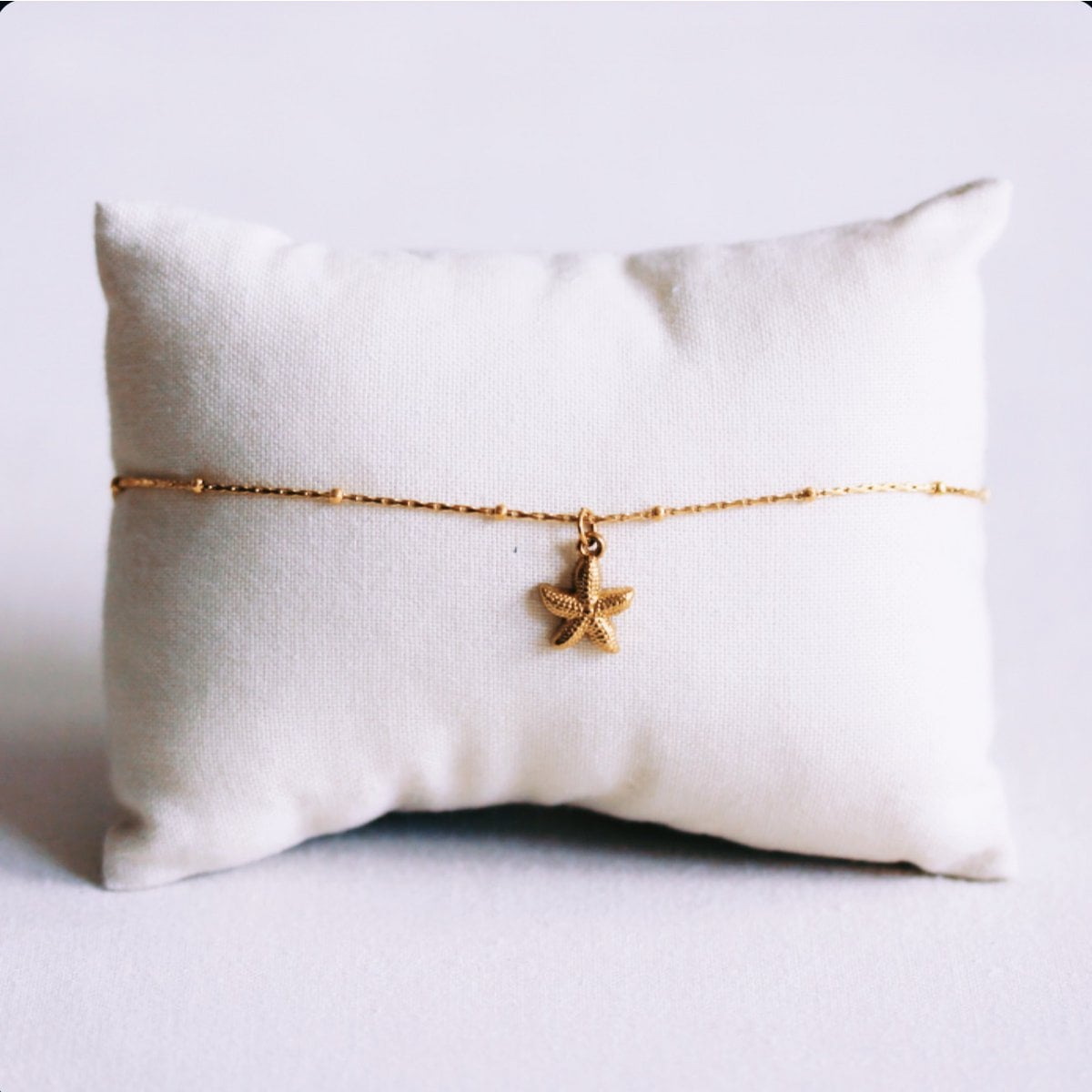 Zartes Fußkettchen mit Seestern – Gold