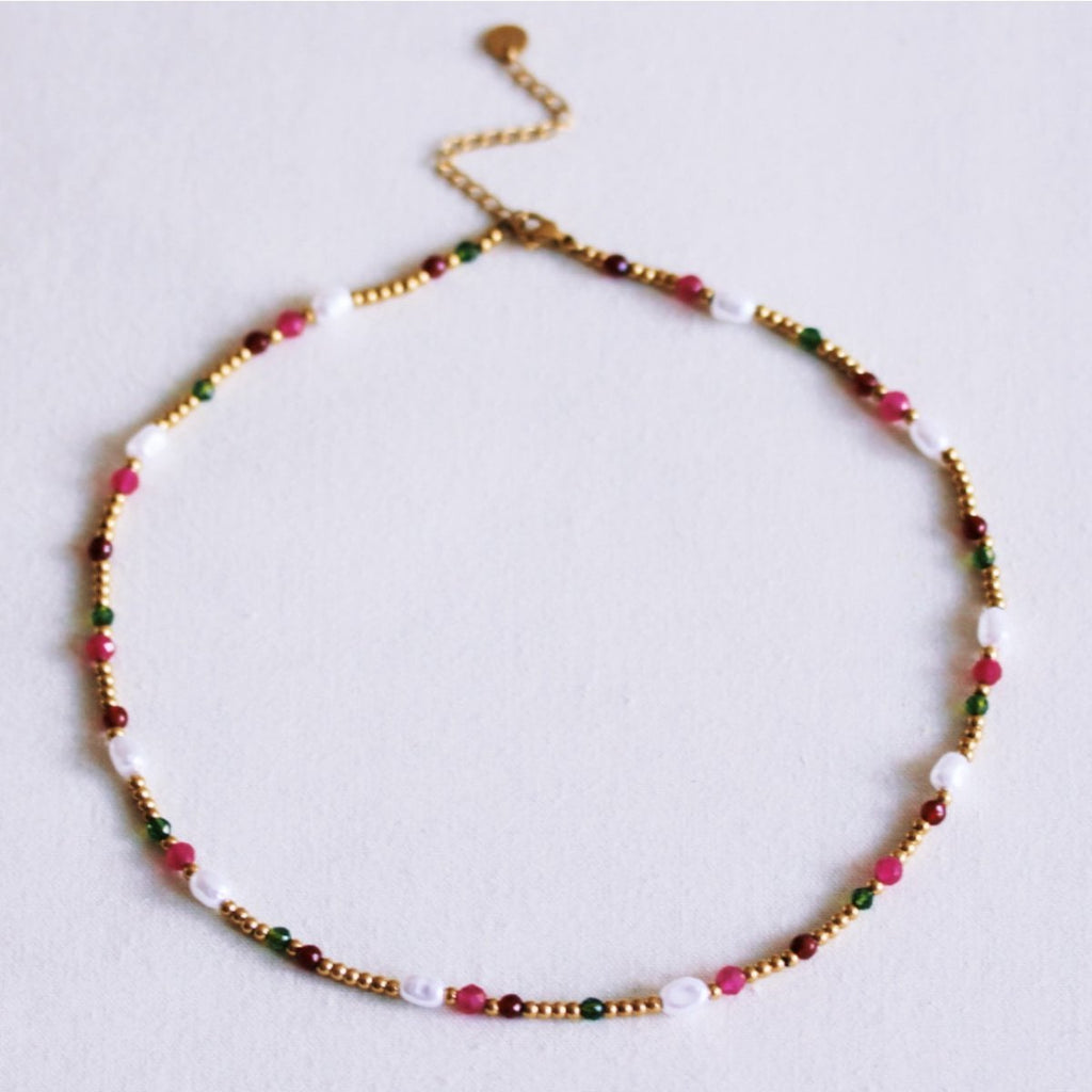 Perlenkette mit Perlen und Facetten - grün/fuchsia/rot