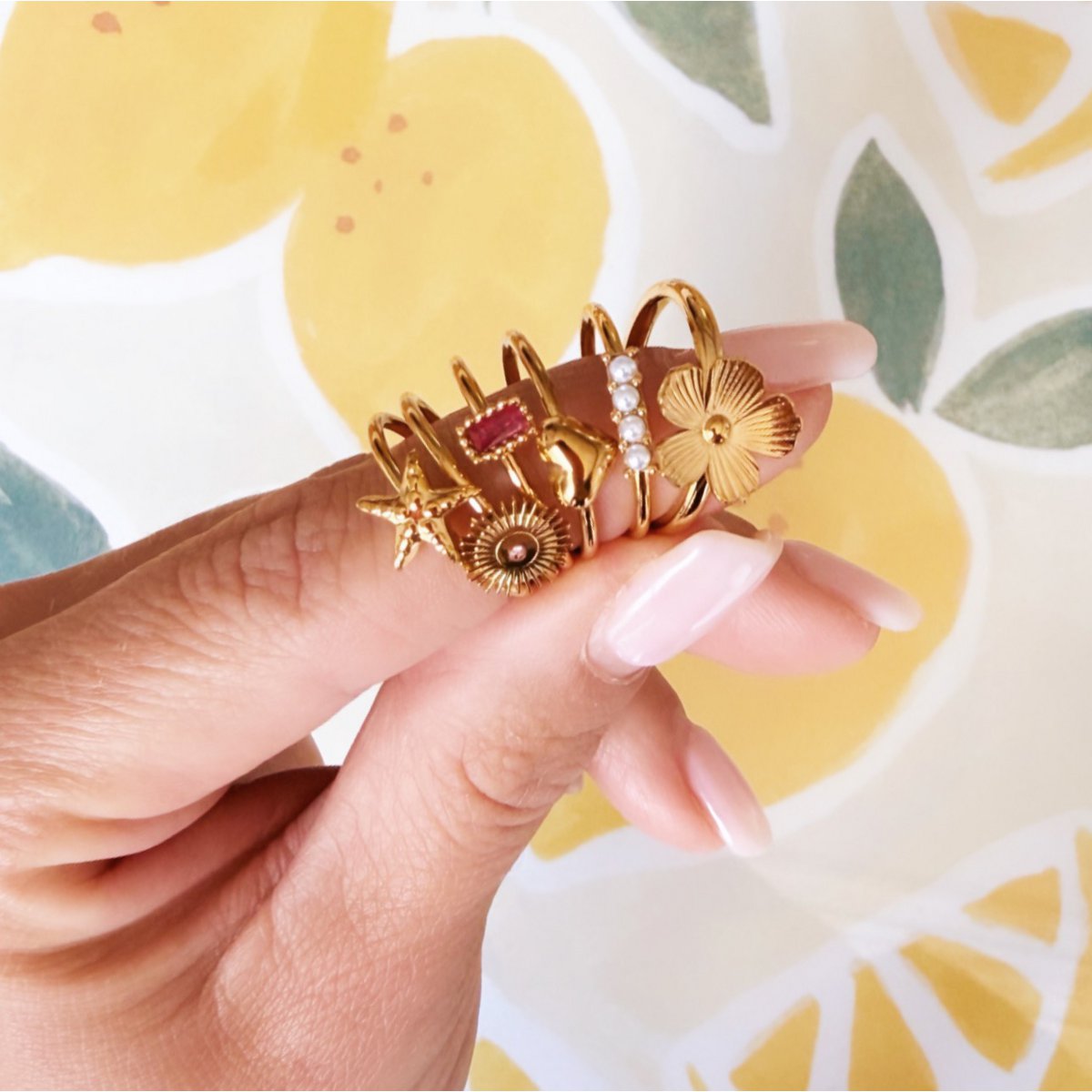 Minimalistischer Ring mit Seestern