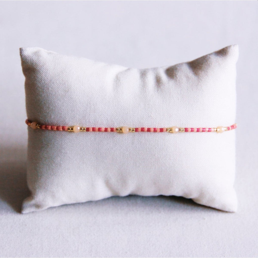 Facettiertes Miyuki-Armband – Koralle/Lila